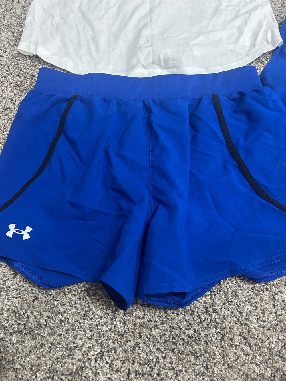 Under Armour White Tank with Blue Sports Bra and Blue Shorts Set - Picture 2 of 11